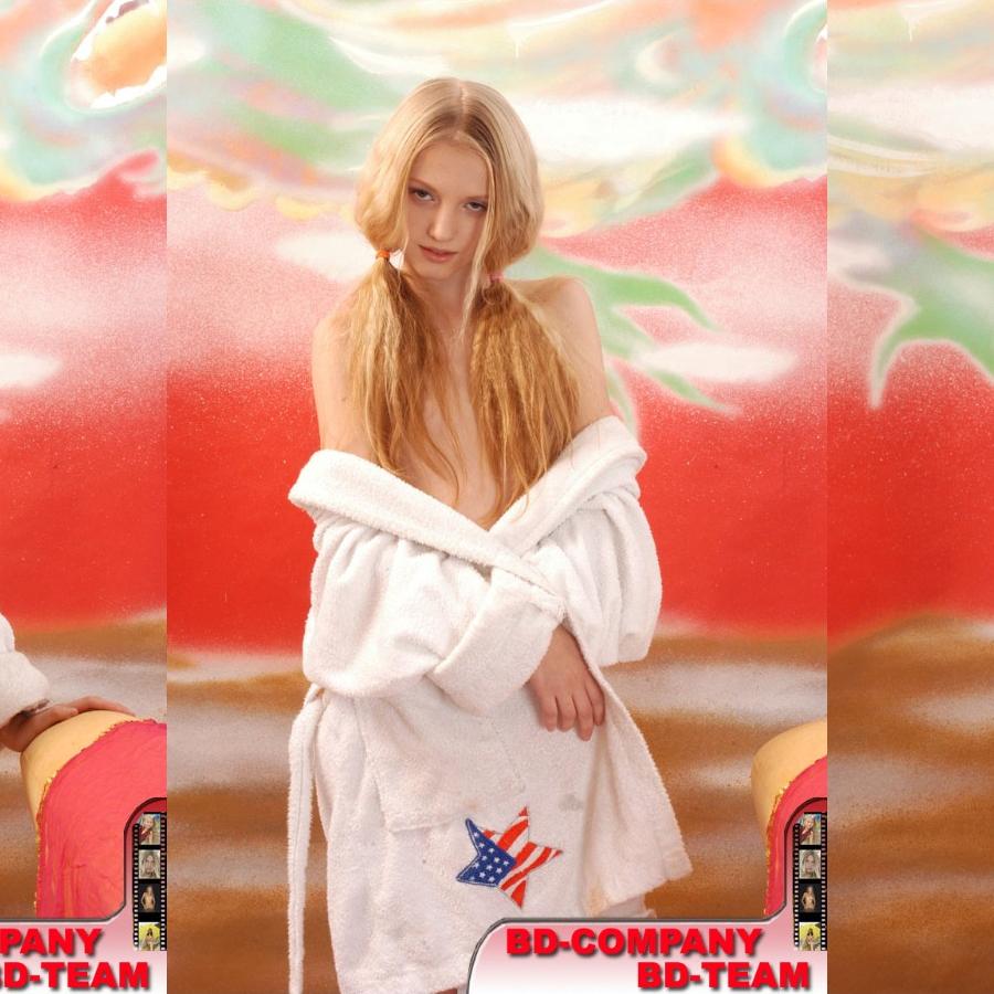 [Image: w7Qa2vWVKR.jpg]