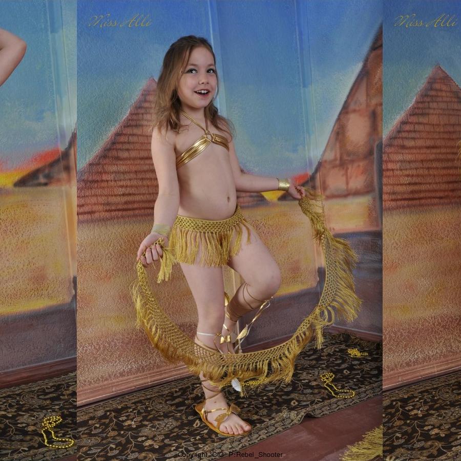 [Image: x2lNEa0n5R.jpg]