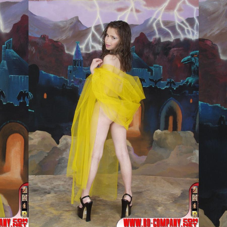 [Image: z3ldyNeaQA.jpg]