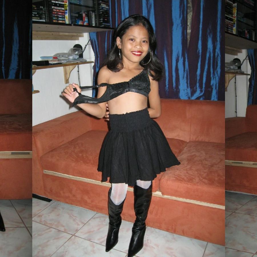 [Image: z3ldyVv6QA.jpg]